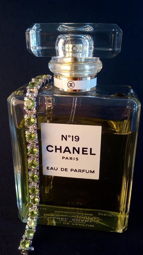 chanel 19 note|fragrantica Chanel no 19.